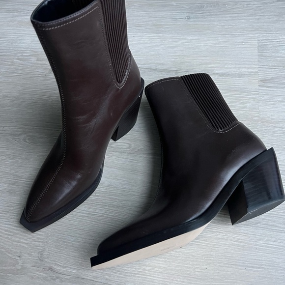 Women’s brown Prestyn heeled ankle boot - Picture 2 of 6